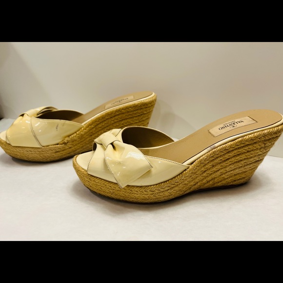 Valentino Wedges. Size 39eu 9us - Picture 4 of 5